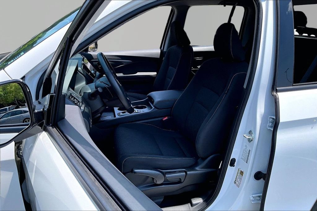 Used 2024 Honda Ridgeline Sport image 17