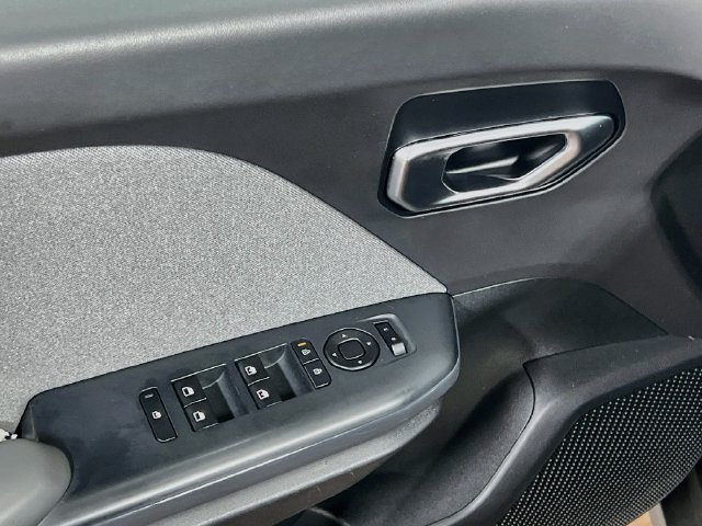 Certified 2025 Kia K4 EX FWD image 17