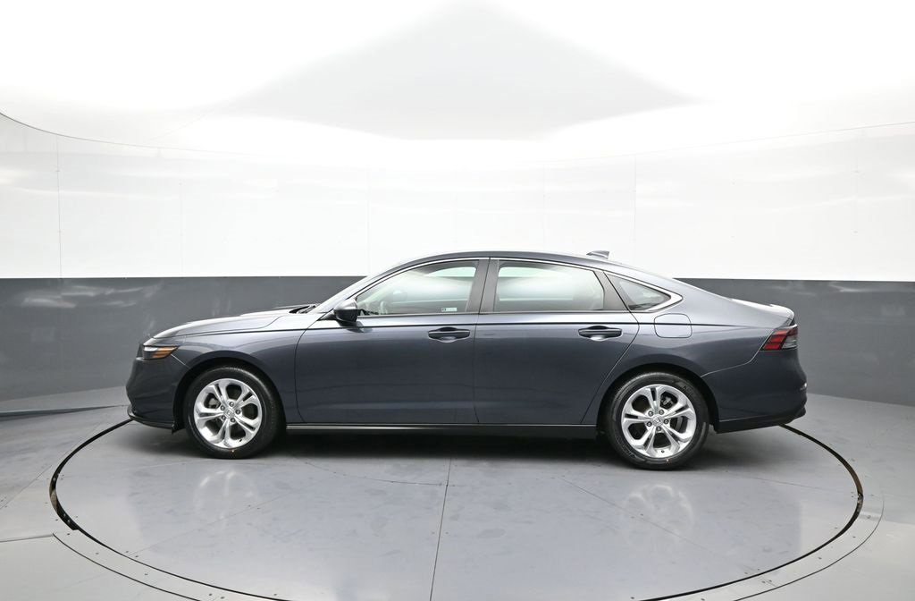 Certified 2023 Honda Accord LX image 9