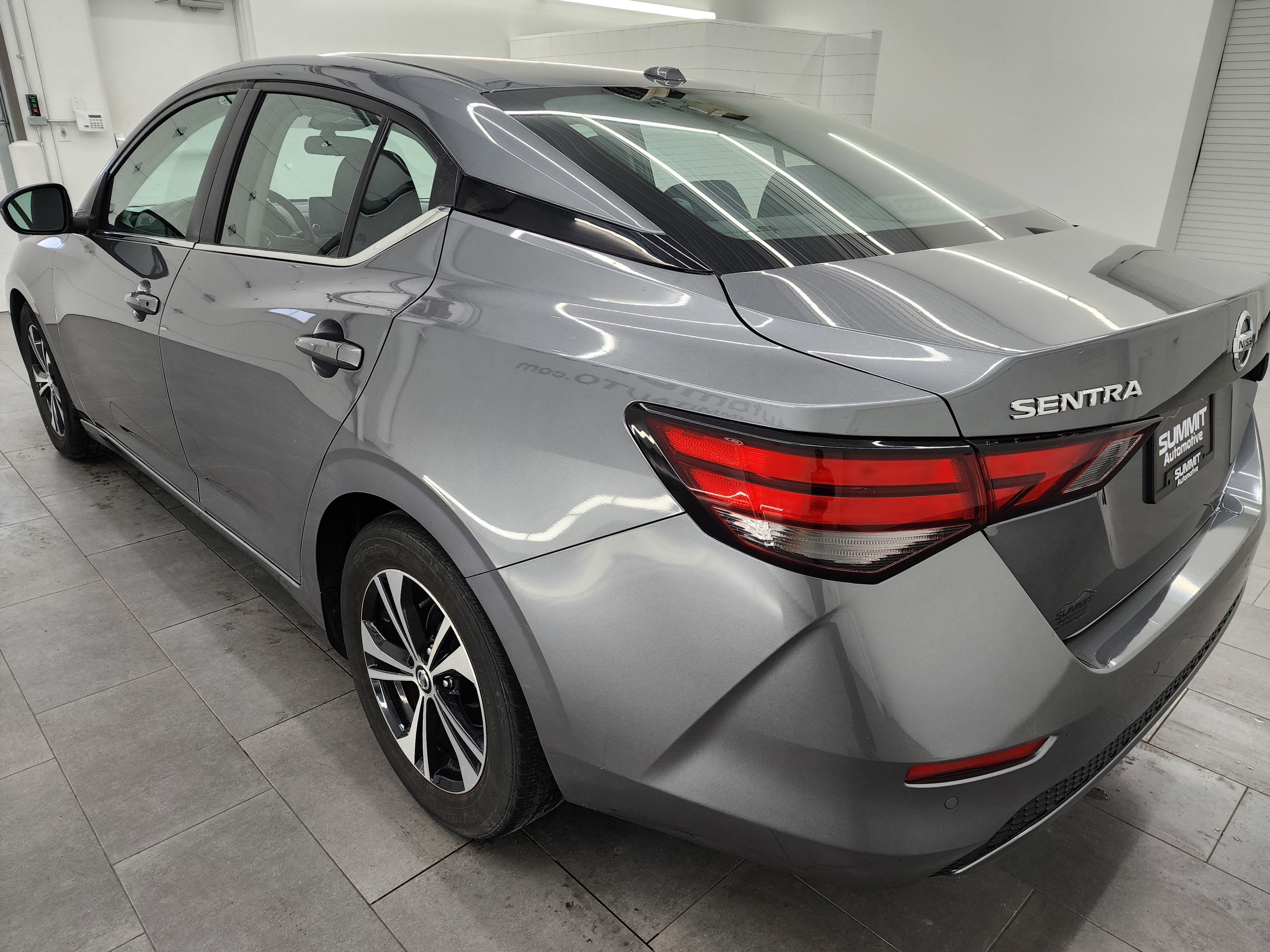 Used 2023 Nissan Sentra SV image 7