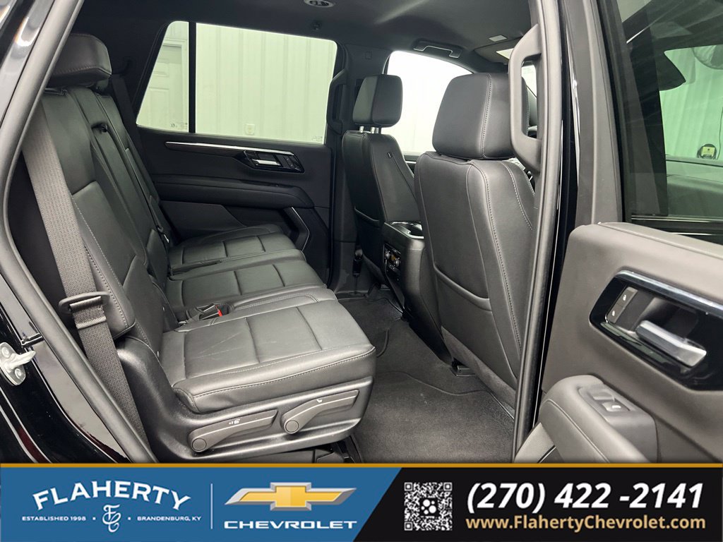 Used 2025 Chevrolet Tahoe Z71 AWD/4WD image 13