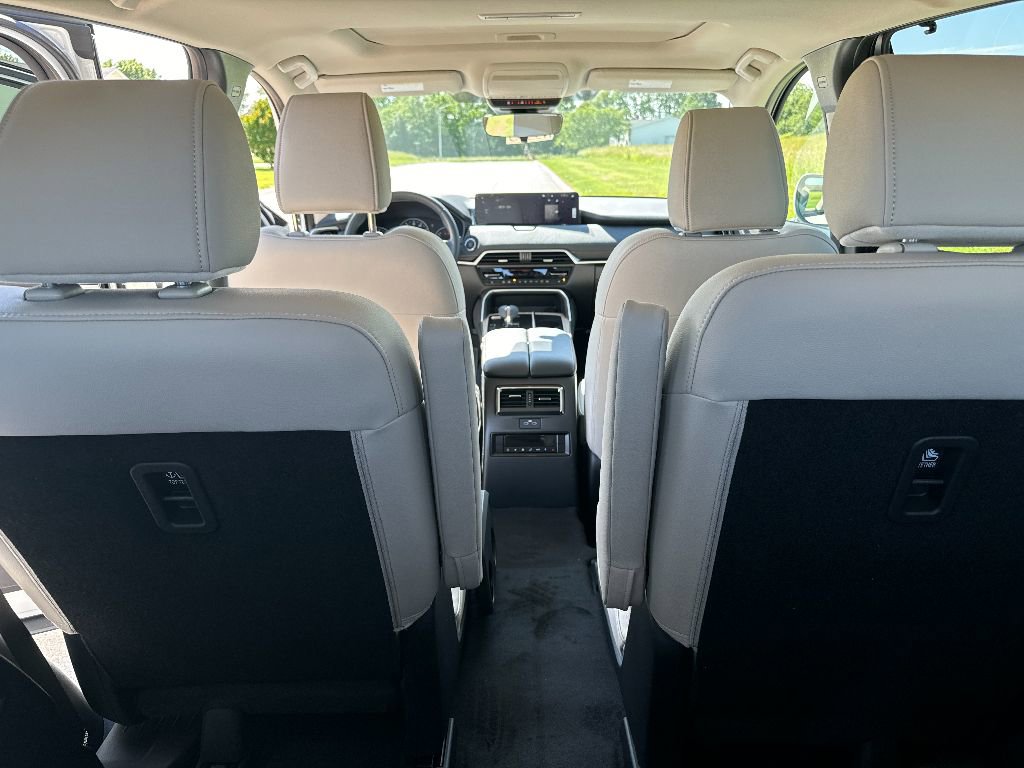 New 2025 MAZDA CX-90 3.3 Turbo w/ Preferred Package image 19