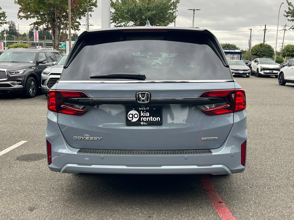 Used 2025 Honda Odyssey Touring image 8