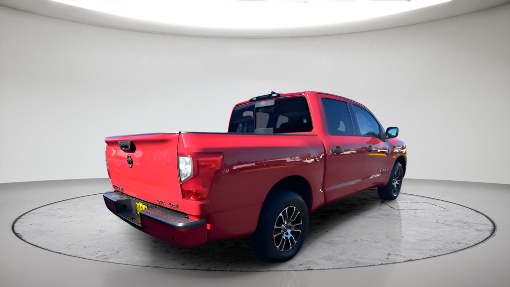 Used 2022 Nissan Titan SV AWD/4WD image 3