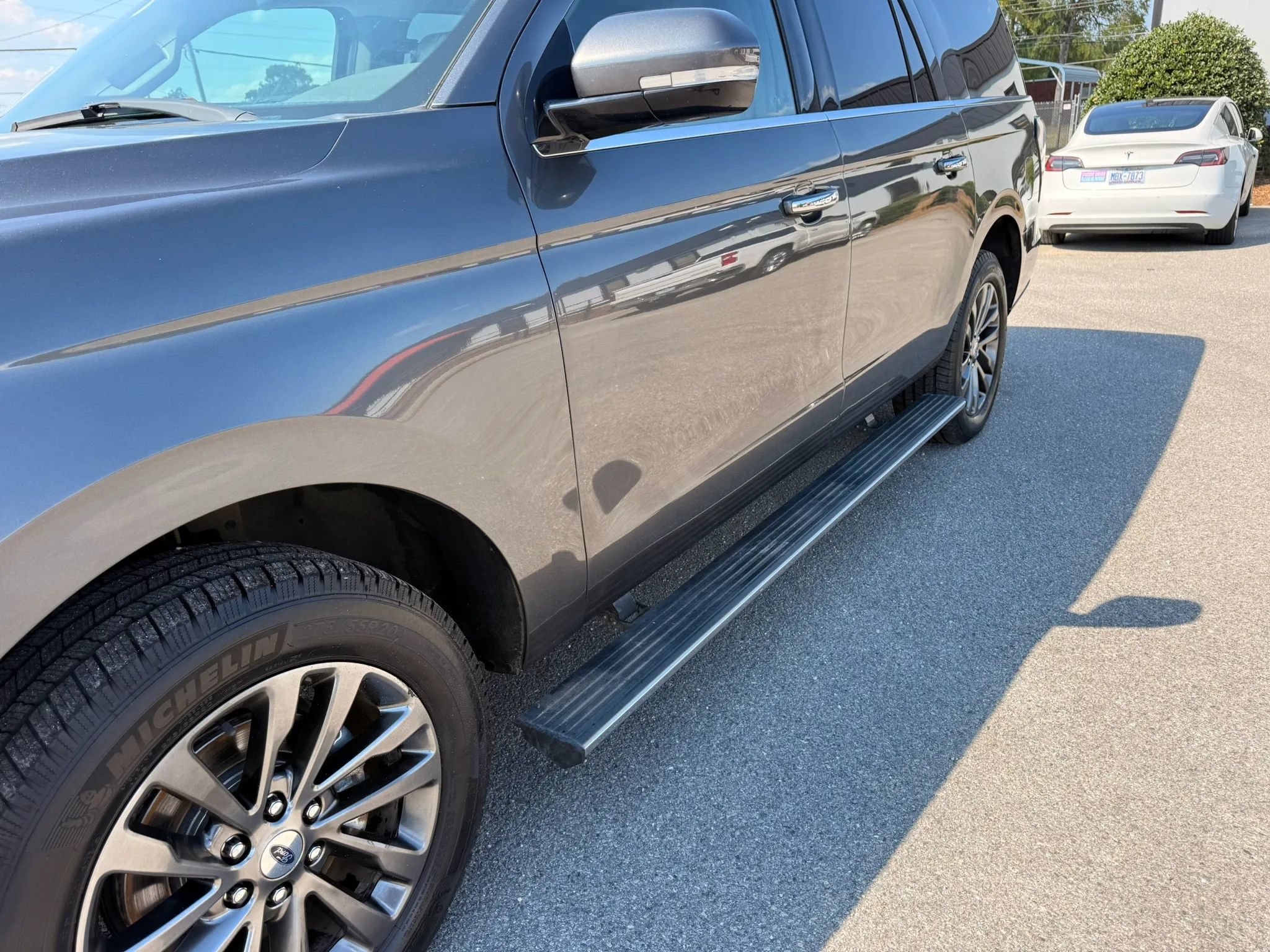 Used 2020 Ford Expedition Max Limited RWD image 13