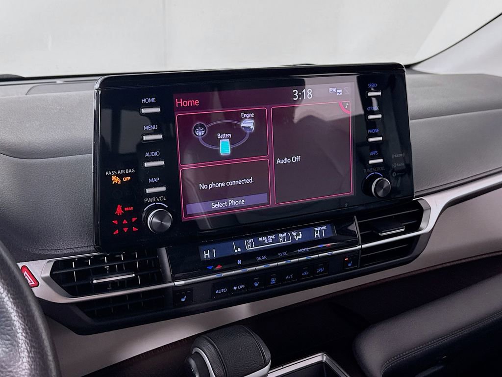 Certified 2024 Toyota Sienna XLE image 16