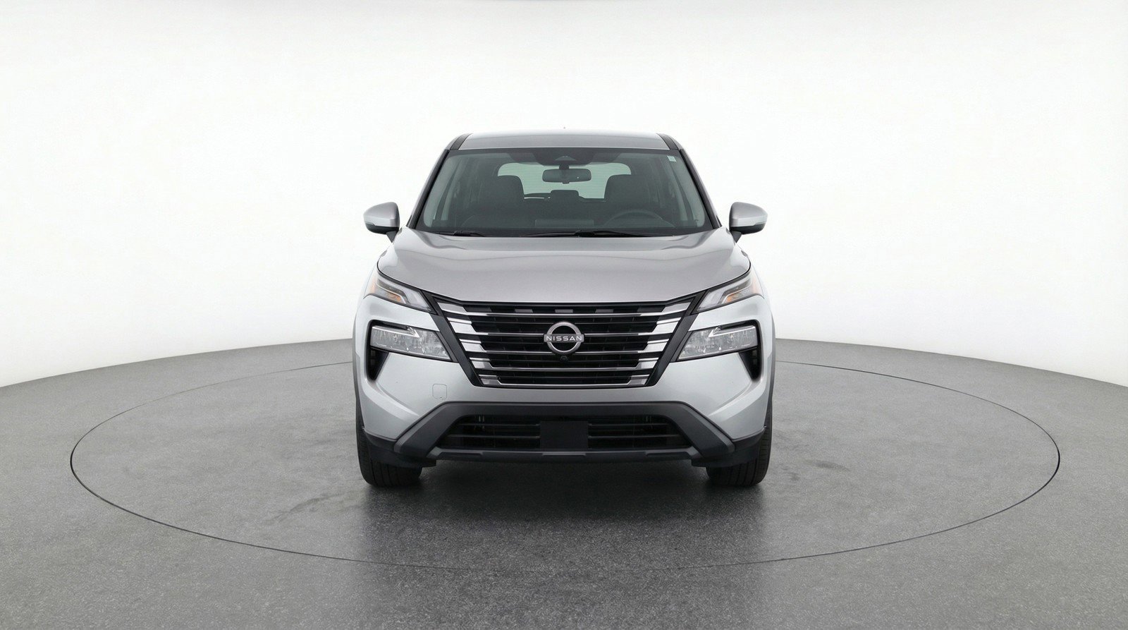 Used 2025 Nissan Rogue SV image 2