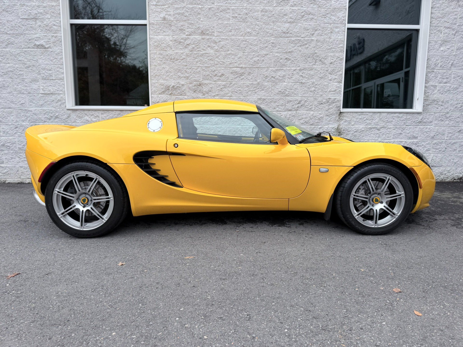 Used 2006 Lotus Elise RWD image 23