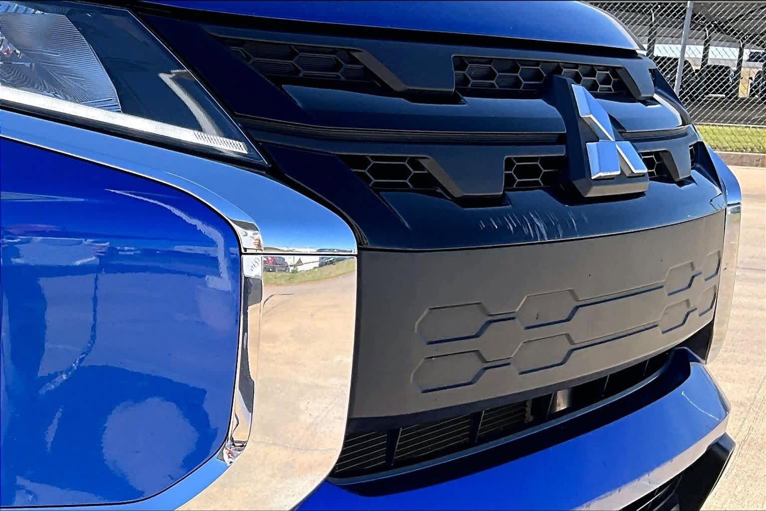 Used 2021 Mitsubishi Outlander Sport LE FWD image 28