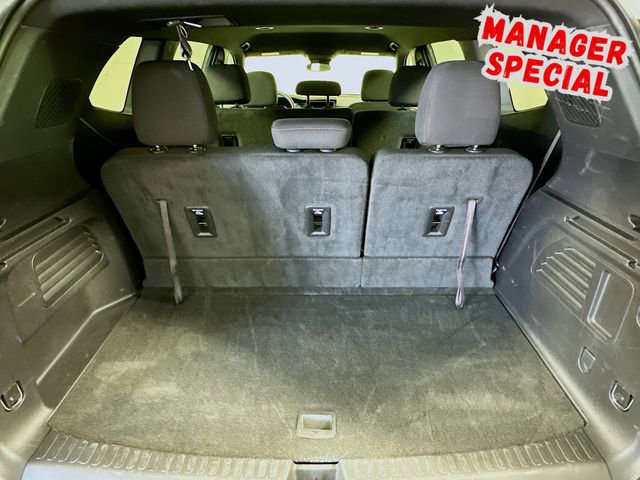 Used 2025 GMC Acadia Elevation image 28