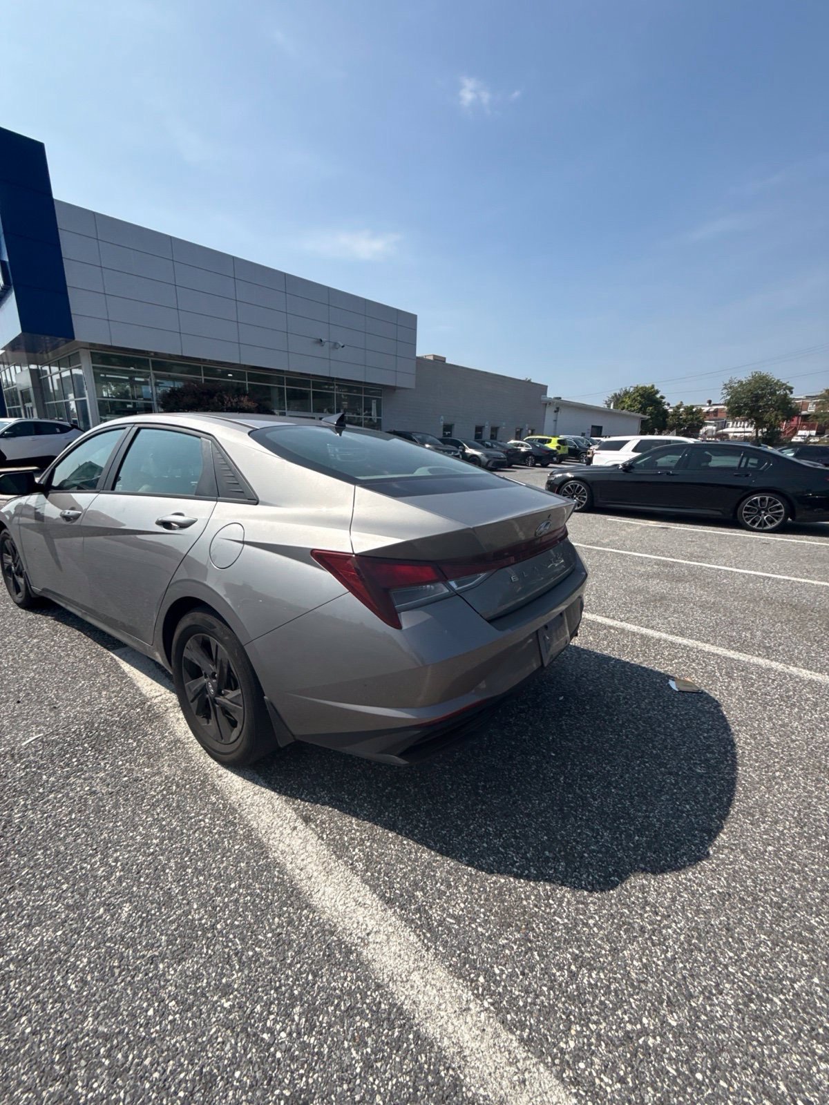 Used 2023 Hyundai Elantra SEL FWD image 4