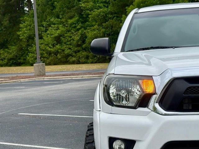 Used 2015 Toyota Tacoma PreRunner w/ SR5 Package RWD image 13