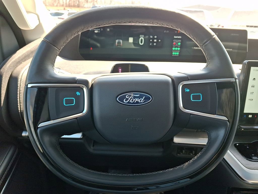 Used 2025 Ford Expedition Max Platinum image 19