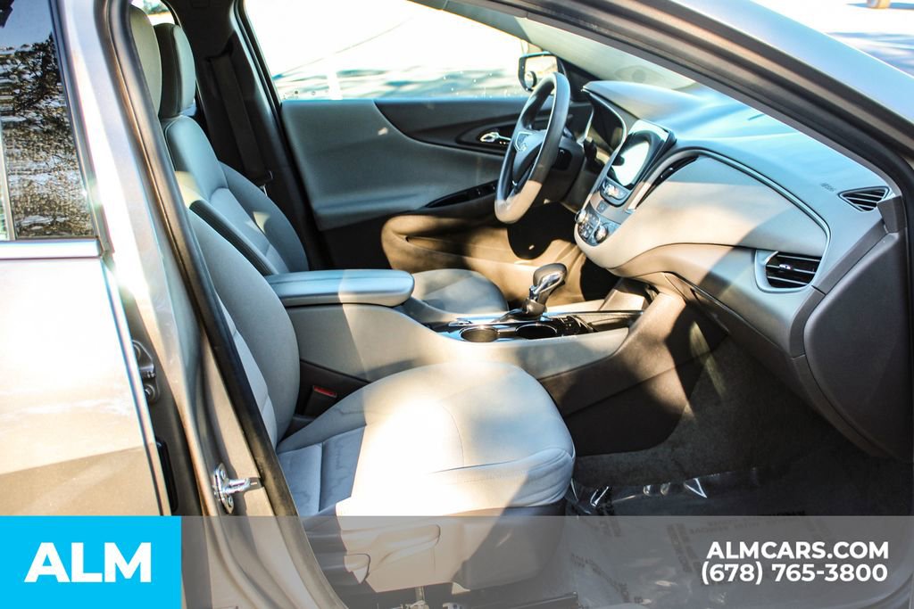 Used 2024 Chevrolet Malibu LT FWD image 21