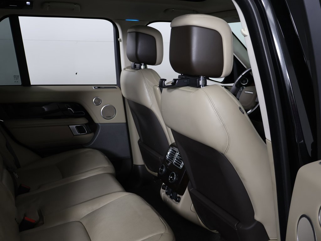 Used 2020 Land Rover Range Rover HSE image 33