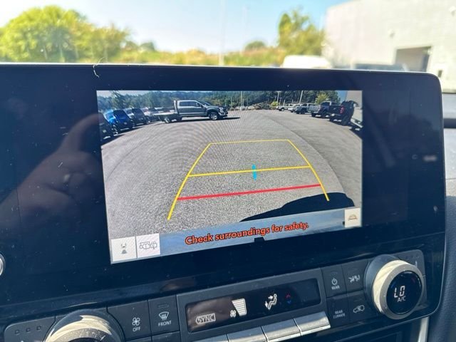 Used 2024 Toyota Grand Highlander AWD image 19