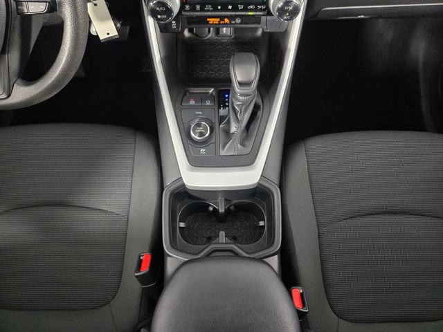 Used 2022 Toyota RAV4 LE AWD/4WD image 21