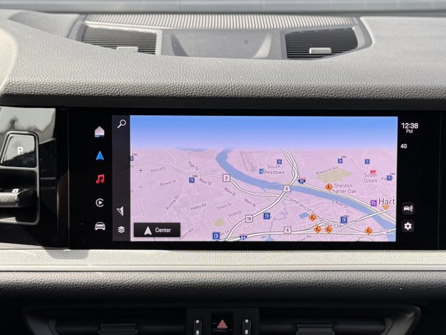 Used 2025 Porsche Cayenne image 27