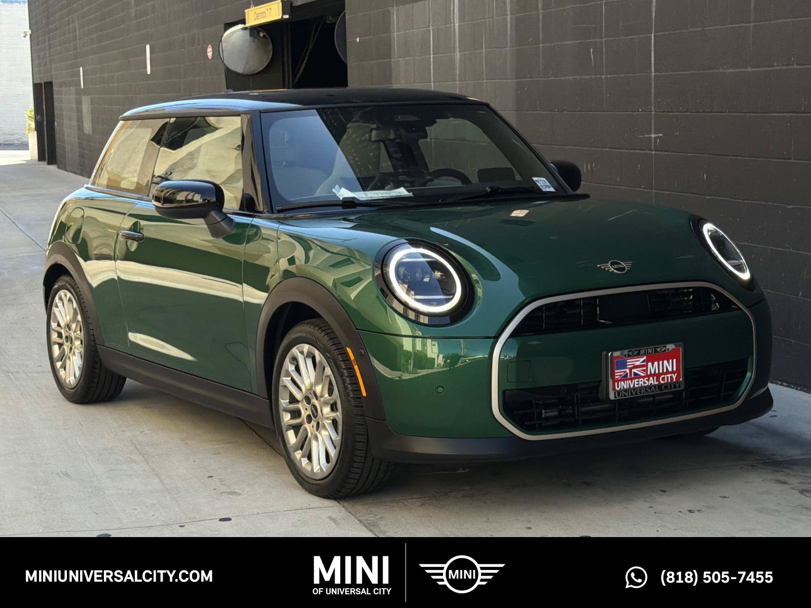 Used 2026 MINI Cooper 2-Door Hardtop FWD image 1