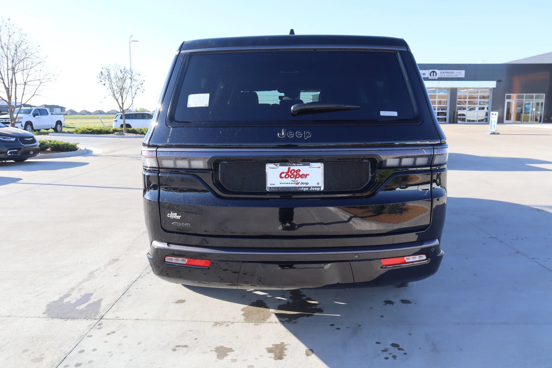 New 2026 Jeep Grand Wagoneer L Limited AWD/4WD image 25