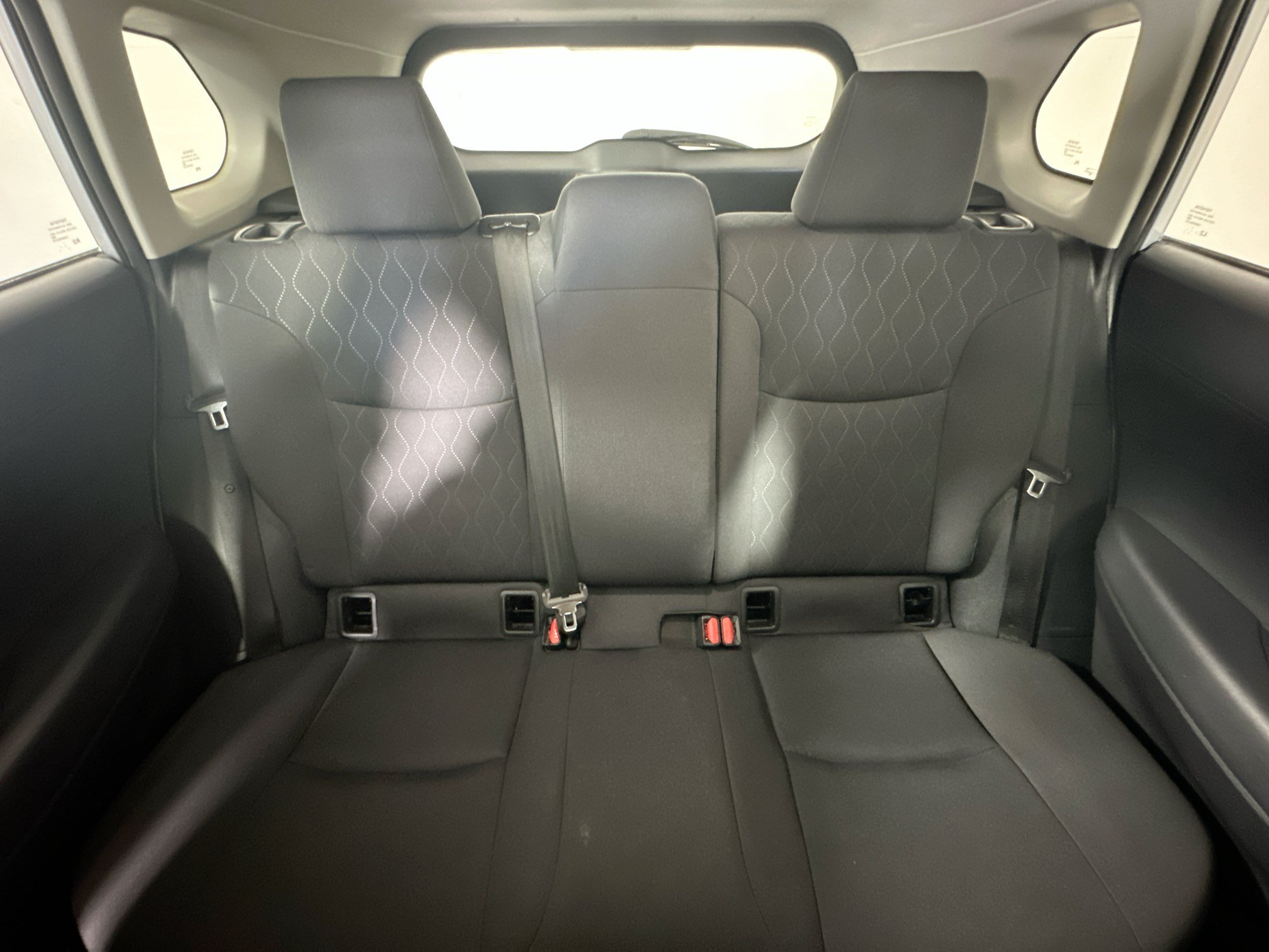 Used 2022 Toyota Corolla Cross LE FWD image 30