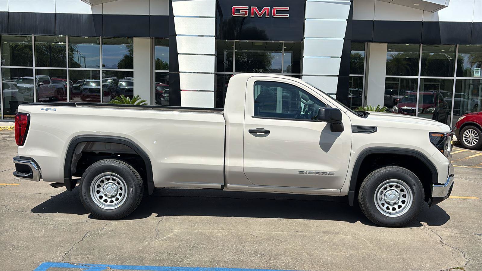 New 2026 GMC Sierra 1500 Pro w/ Pro Value Package AWD/4WD image 9