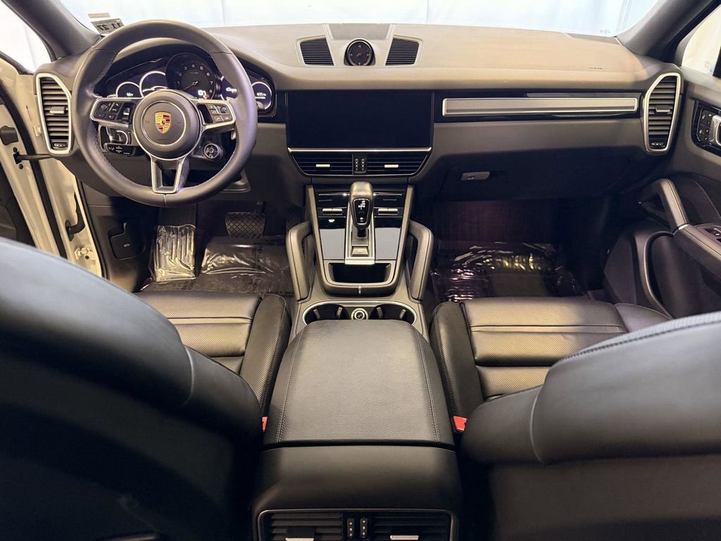 Certified 2023 Porsche Cayenne Coupe AWD/4WD image 16