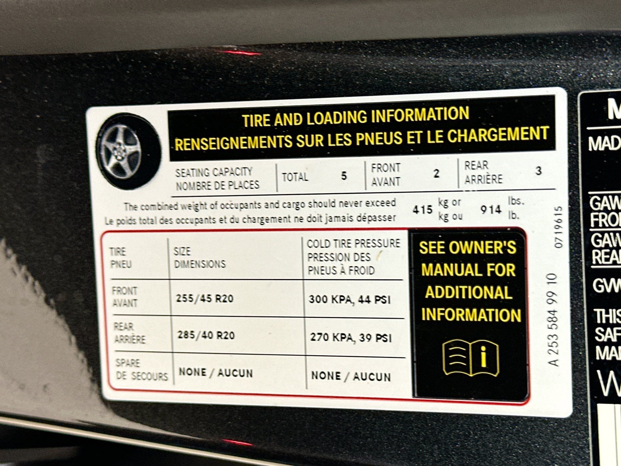 Certified 2021 Mercedes-Benz GLC 43 AMG 4MATIC image 39