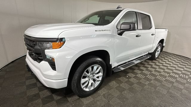 Used 2024 Chevrolet Silverado 1500 Custom AWD/4WD image 6