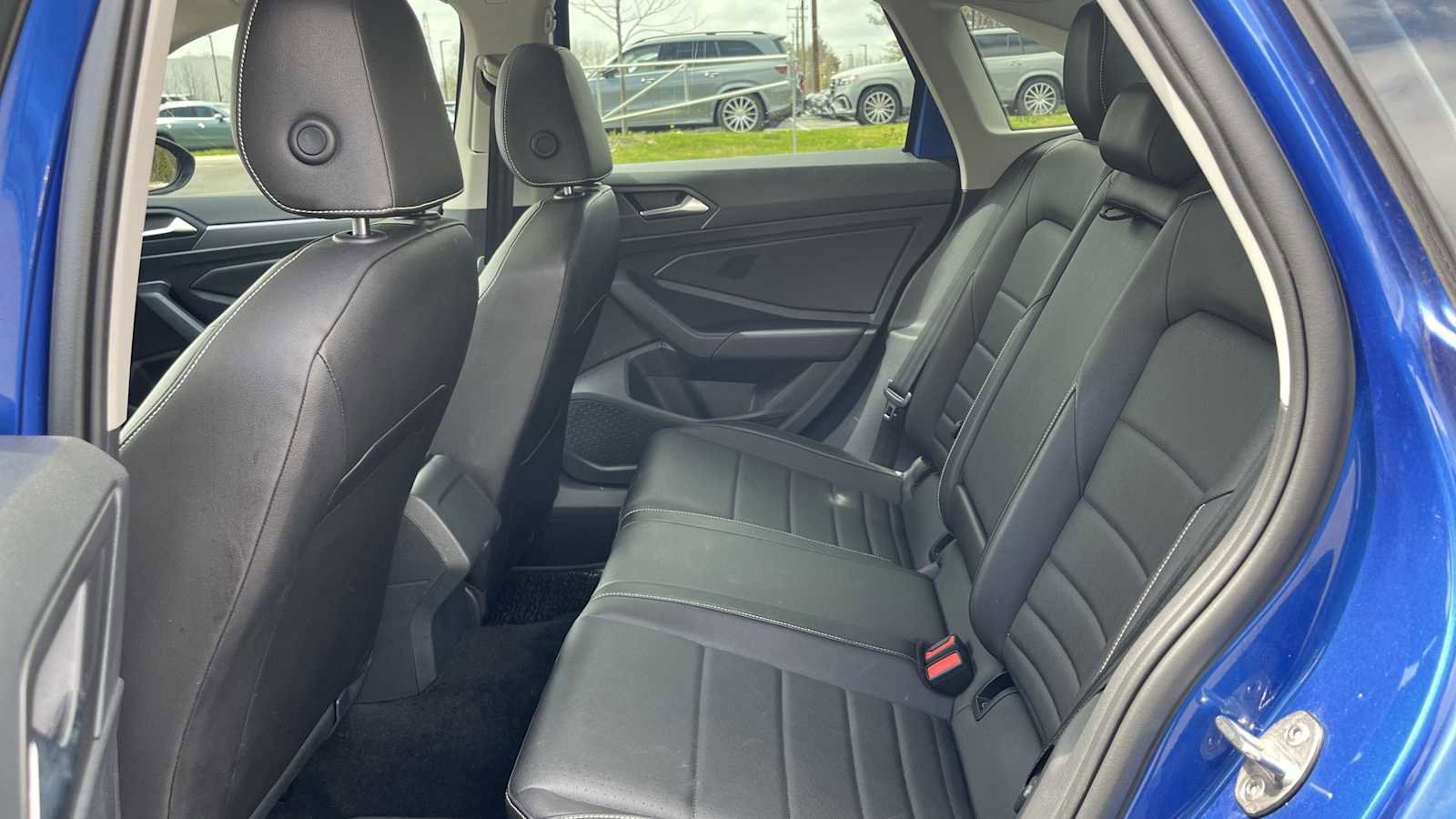 Used 2023 Volkswagen Jetta SE FWD image 13