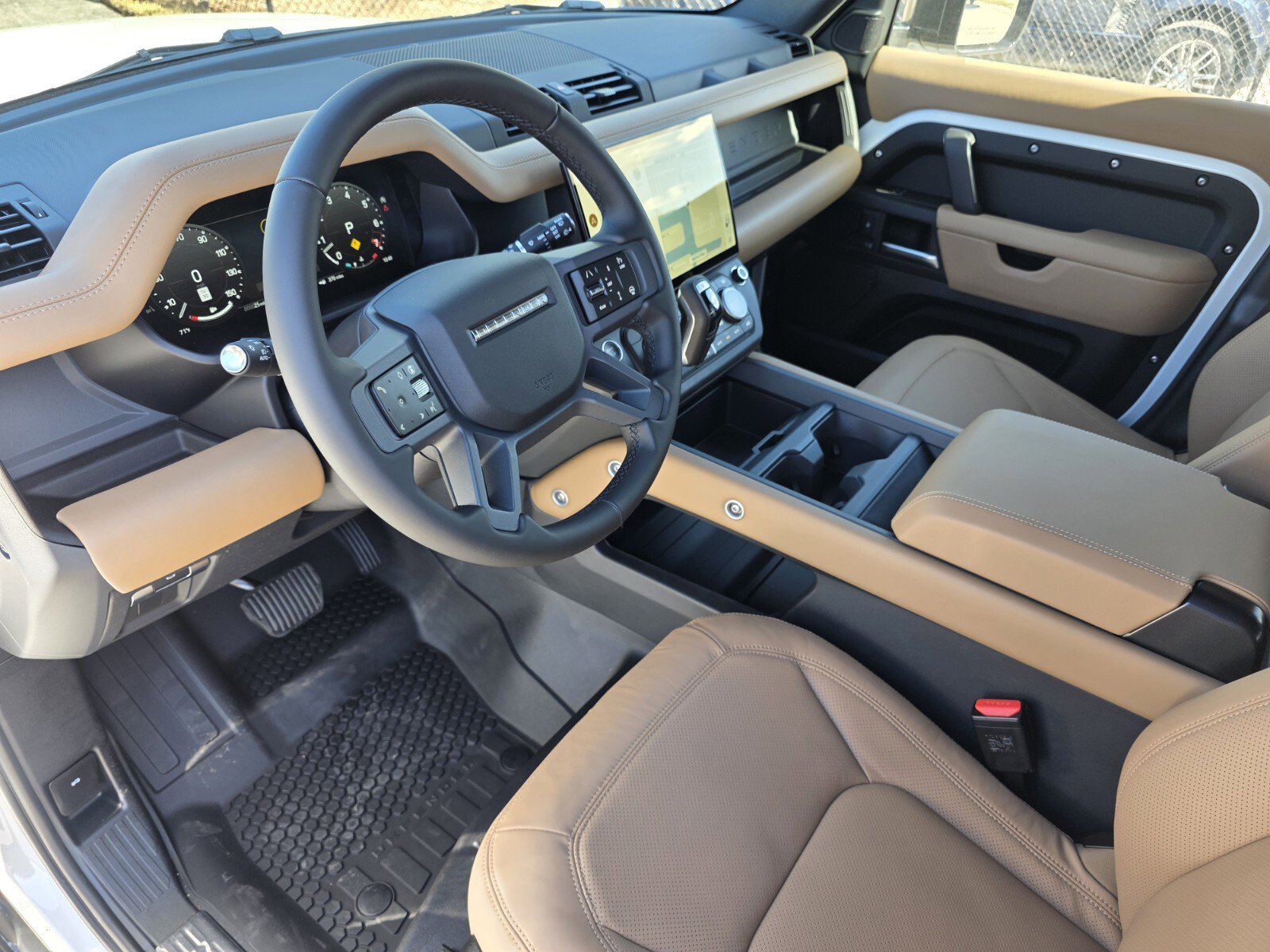 New 2026 Land Rover Defender 110 X-Dynamic SE image 11