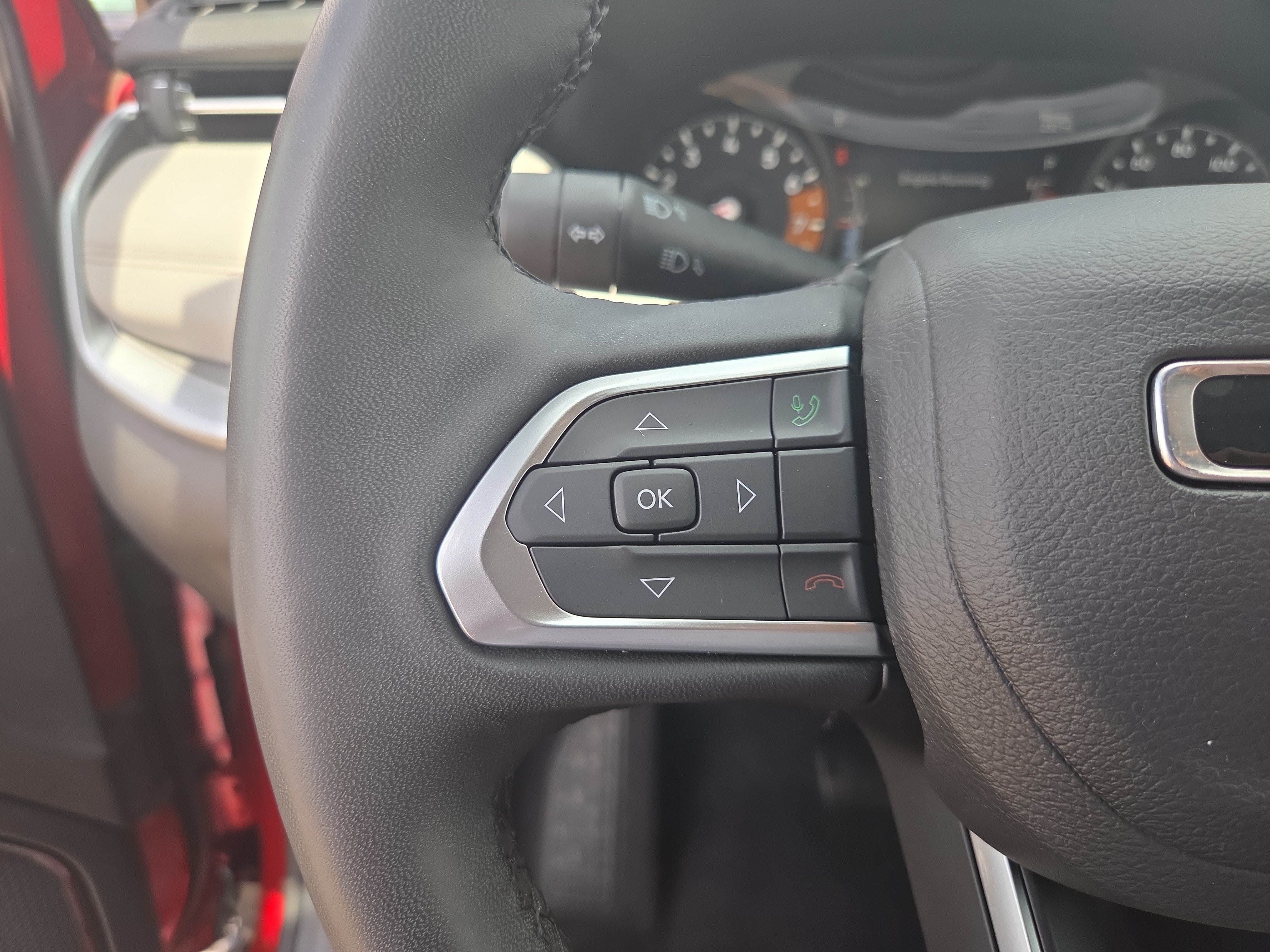 Used 2025 Jeep Compass Limited AWD/4WD image 12