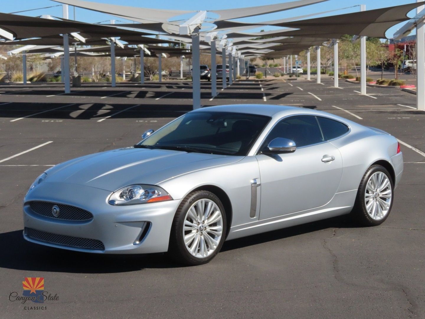 Used 2010 Jaguar XK Coupe image 8