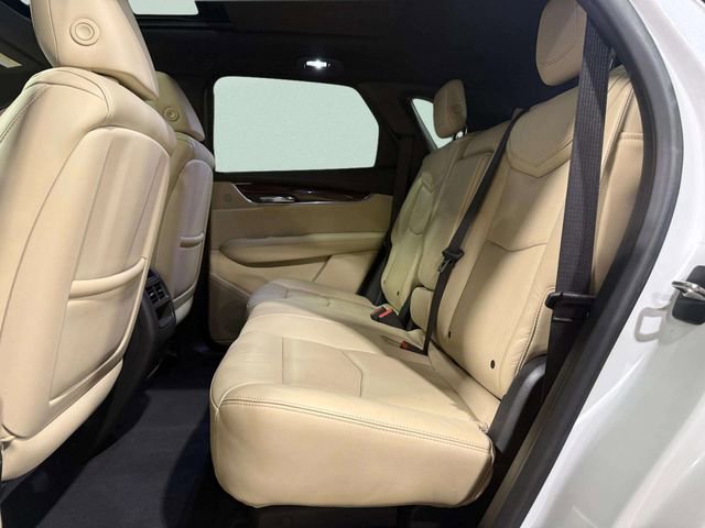 Used 2017 Cadillac XT5 Luxury w/ Driver Awareness Package image 28