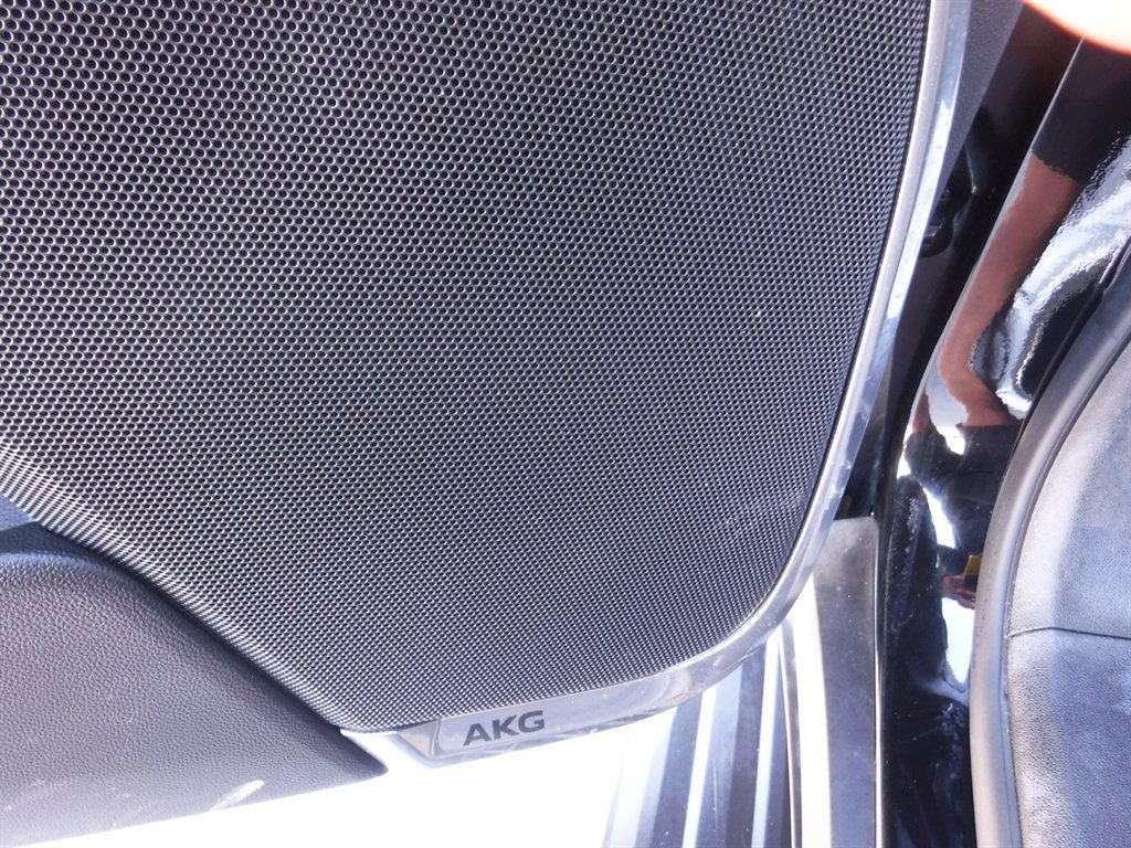 Used 2023 Cadillac Escalade Premium Luxury image 15