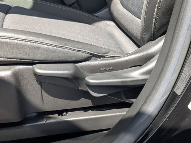 Used 2024 Buick Encore GX Preferred FWD image 19