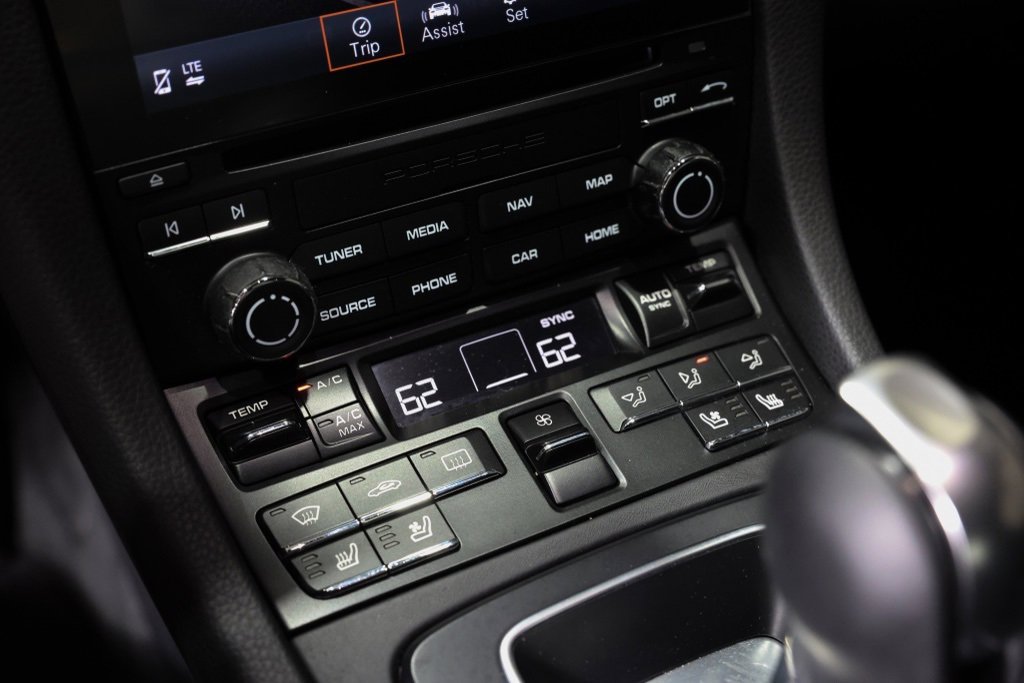 Used 2018 Porsche 911 Targa 4S image 35