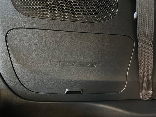 New 2027 Chrysler Pacifica Limited FWD image 21