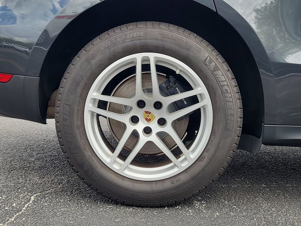 Used 2018 Porsche Macan image 5