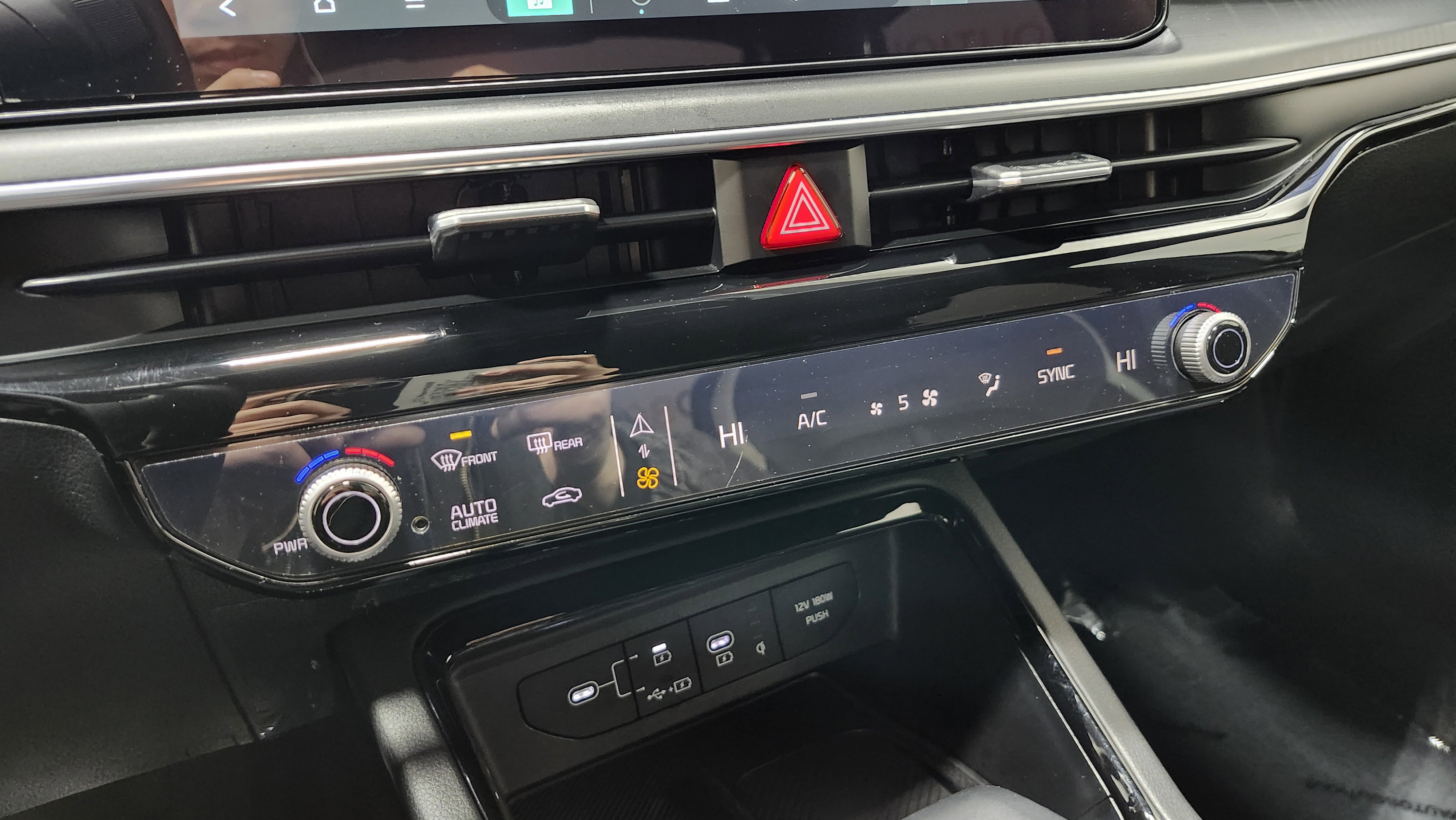 Used 2025 Kia K5 GT-Line image 32