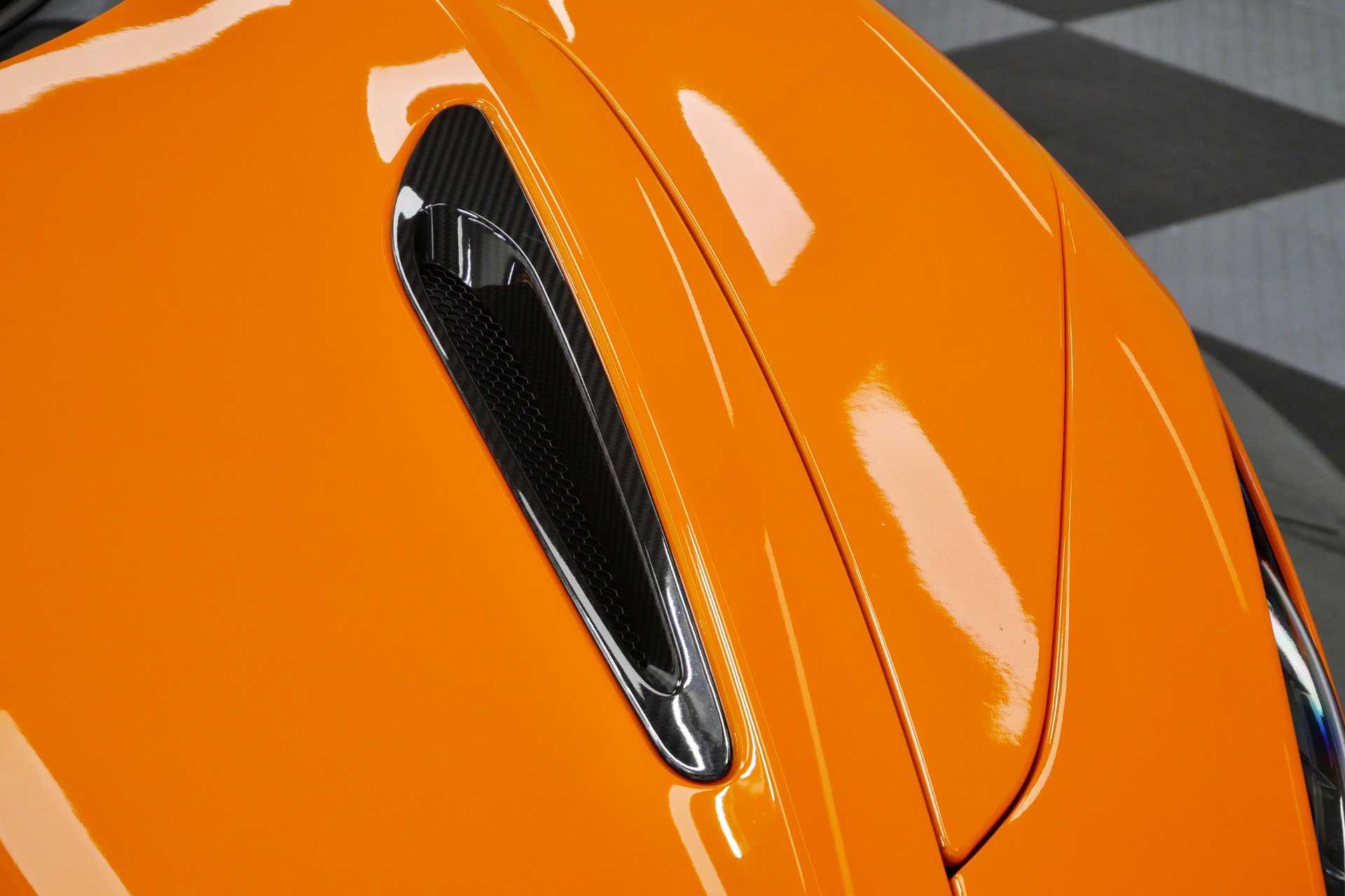 Used 2022 McLaren 720S Performance RWD image 41
