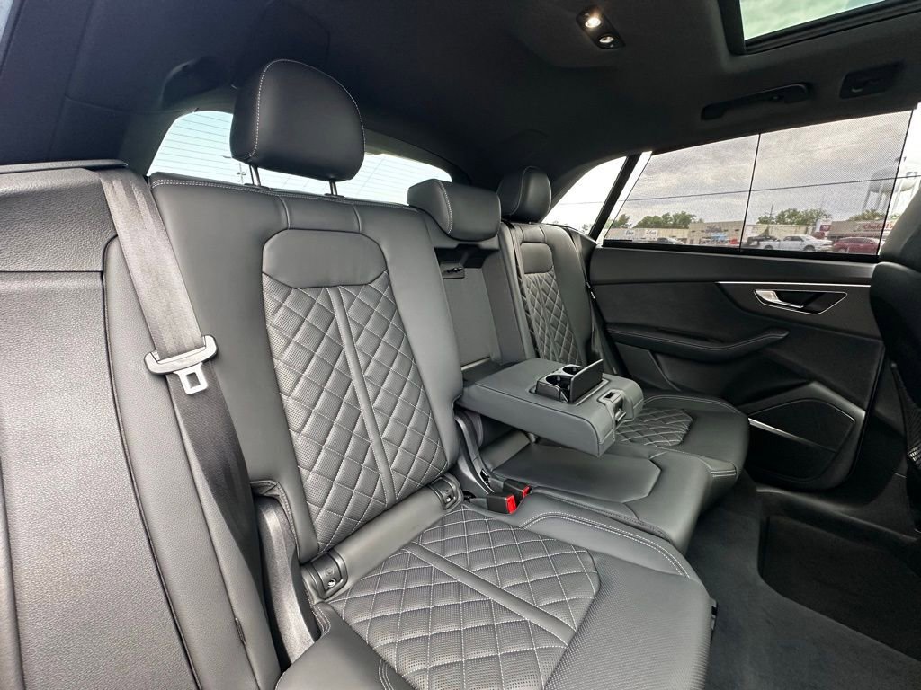 New 2026 Audi SQ8 Premium Plus AWD/4WD image 28