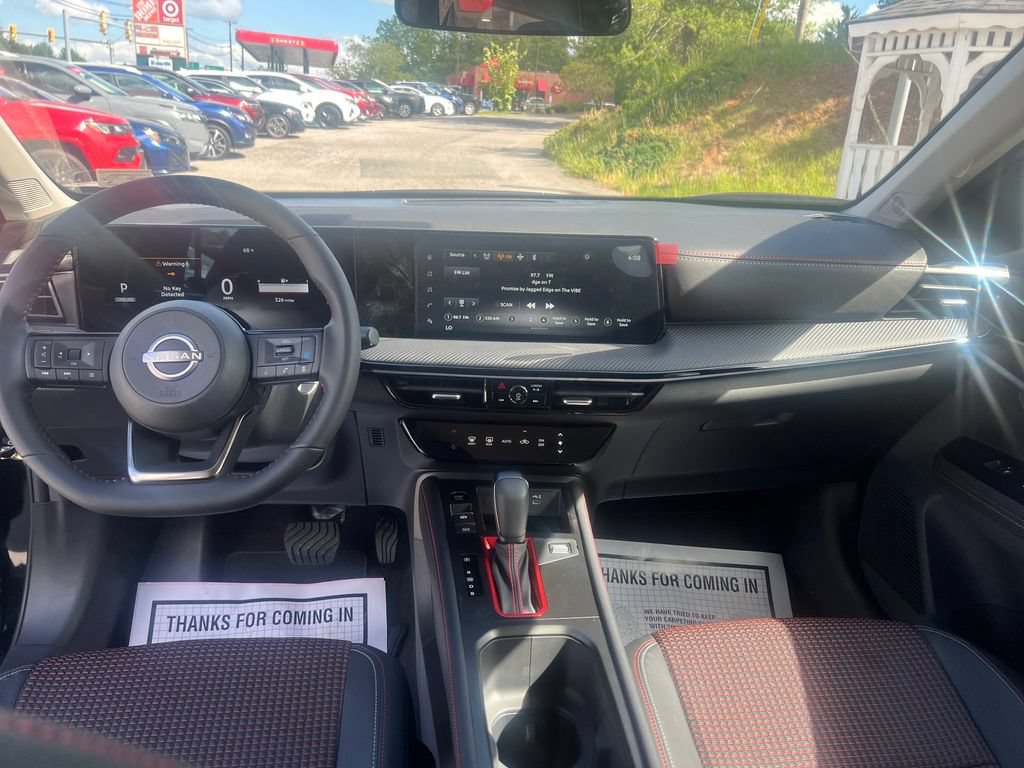 Certified 2025 Nissan Kicks SR AWD/4WD image 14