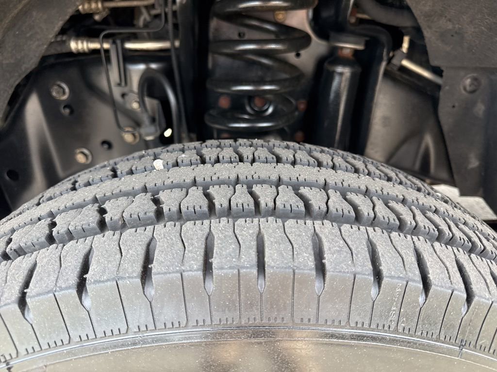 Used 2011 Ford F350 Lariat image 31