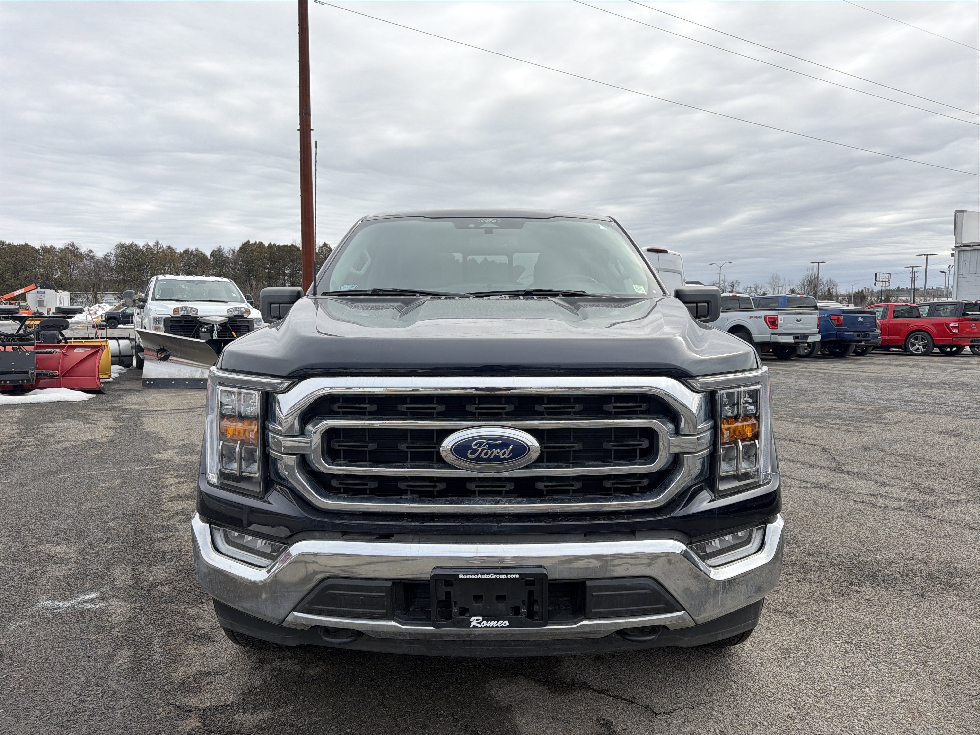 Certified 2022 Ford F150 XLT w/ Equipment Group 302A High image 2