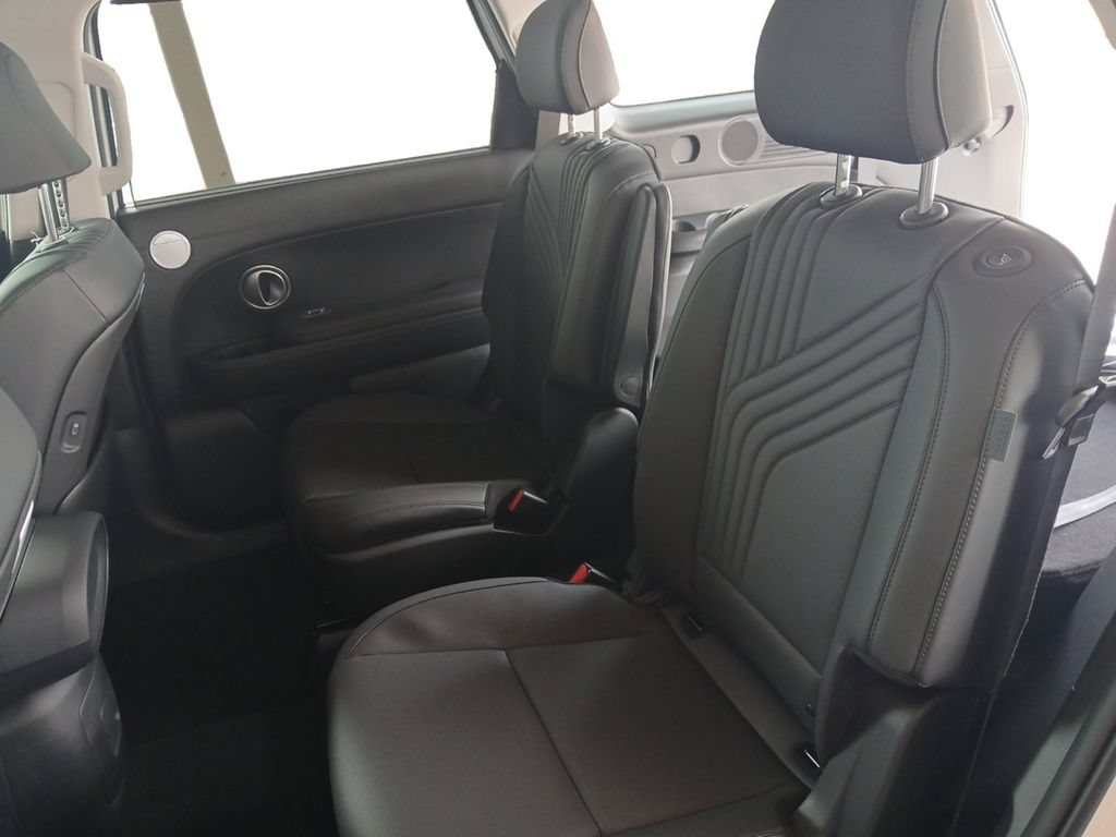 New 2026 Hyundai Palisade FWD Hybrid image 26