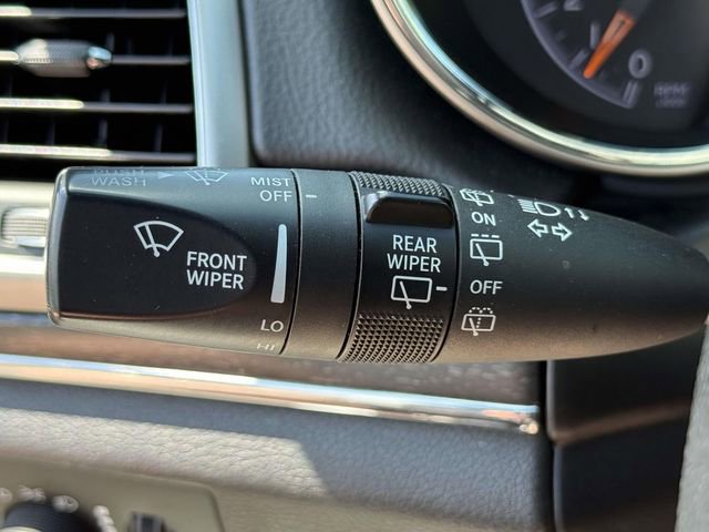 Used 2018 Jeep Grand Cherokee Limited AWD/4WD image 26