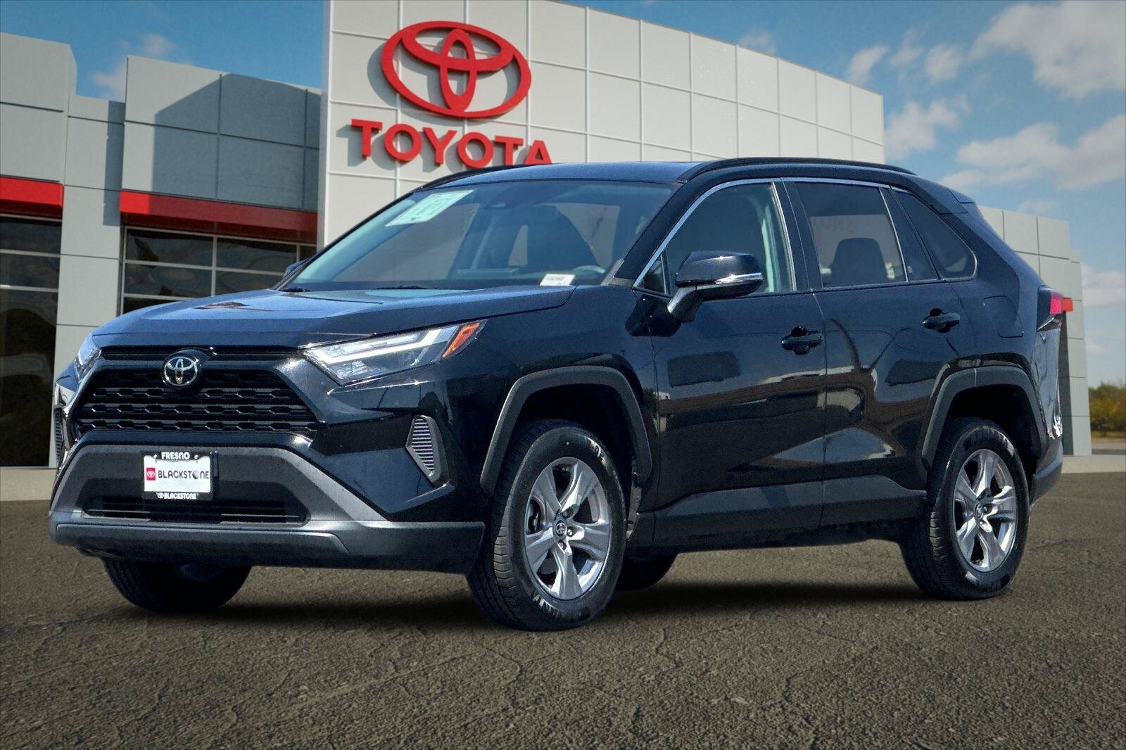 Certified 2024 Toyota RAV4 XLE FWD image 7
