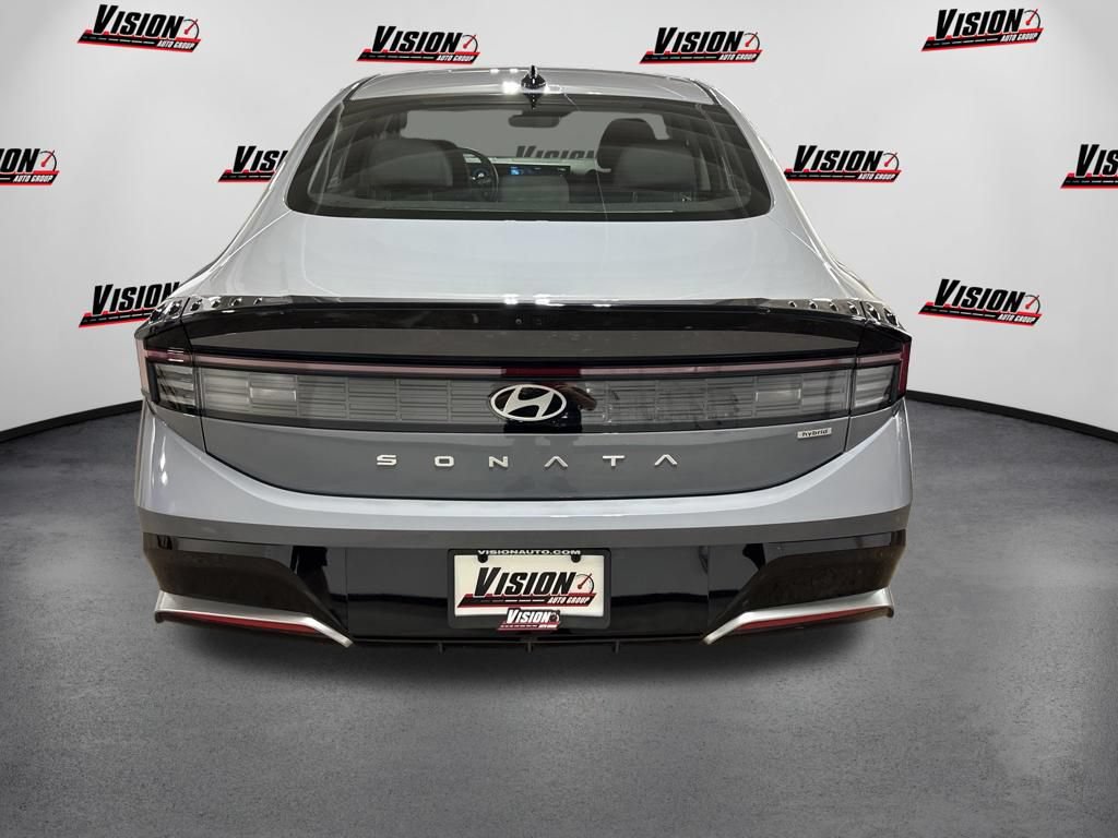Used 2025 Hyundai Sonata SEL FWD image 6