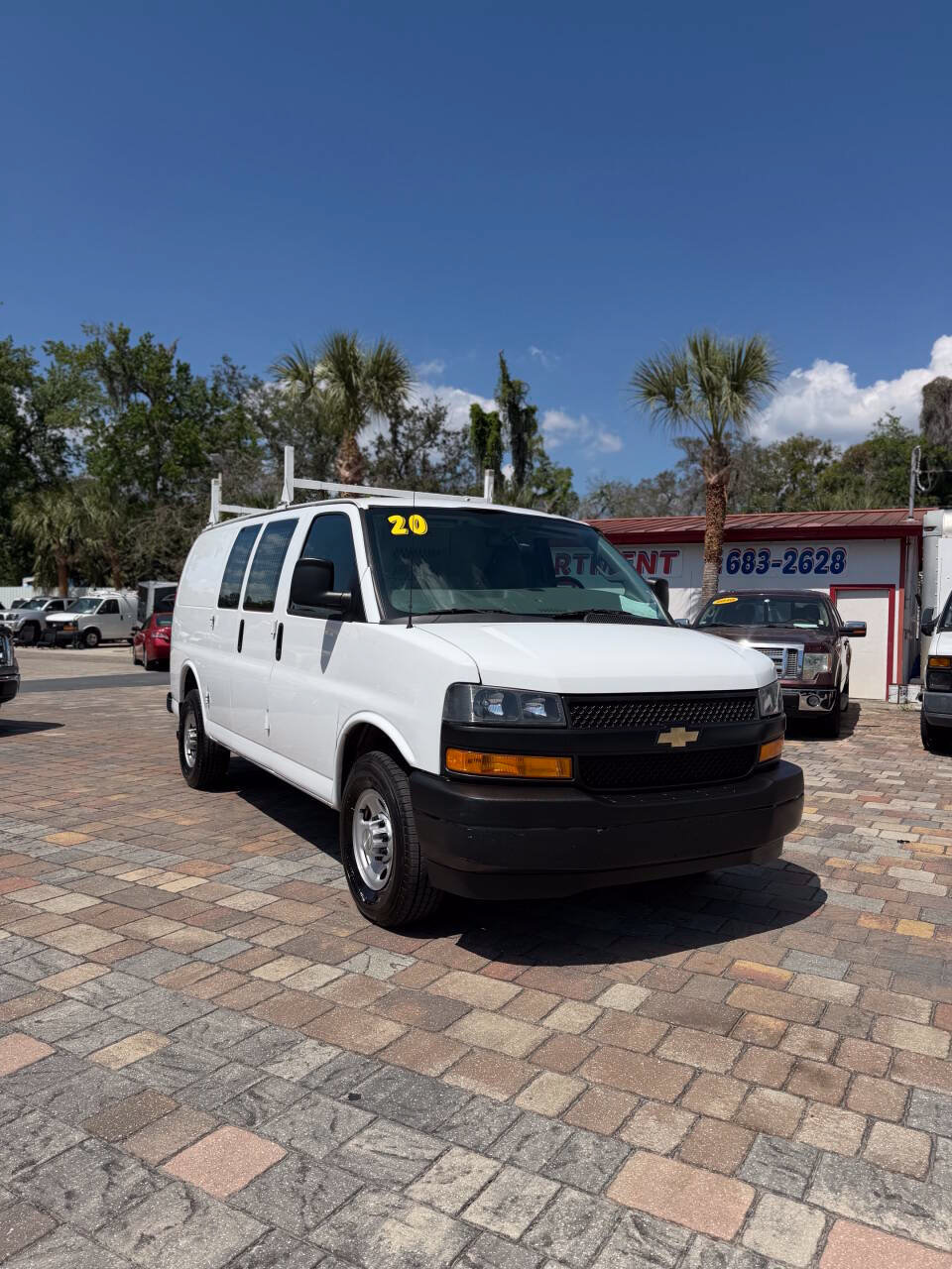 Used 2020 Chevrolet Express 2500 w/ Driver Convenience Package RWD image 2